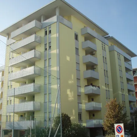 Renewed Flat With Seaview-beahost ביביונה